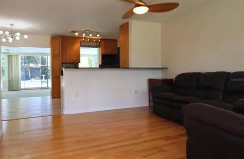 Sarasota Casa | Charming 4-bedroom Pool Home in Sarasota Fl