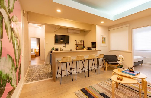Condado Apartamento | Tu Refugio de 4 Habitaciones en el Centro de Condado