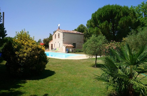 Roumens Casa | CASA CON ENCANTO CON PISCINA PRIVADA CLIMATIZADA PRIVADA