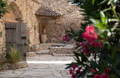 Les Mees Apartamento | Charming 4-star gîte in a 1785 bastide in Haute Provence