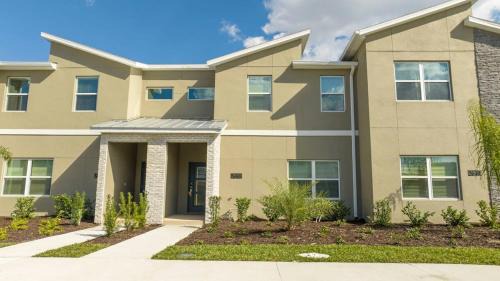 Kissimmee Casa | Charming 4Bd w Private Pool @ Storey Lake Resort 2653