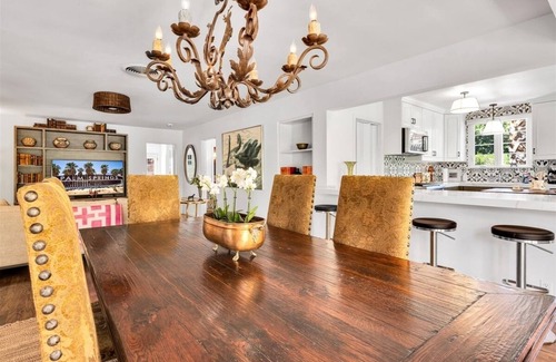The Mesa Casa | Charming 4BR, 4BA, home in the Mesa. Lovely indoor and outdoor spaces!