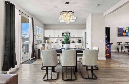 North Las Vegas Casa | Charming 4BR Home: Game Room Galore w/ Pool&HotTub