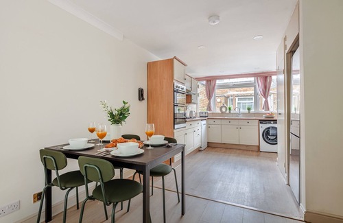 Oval Apartamento | Charming 4BR near River Thames & Tate Britain