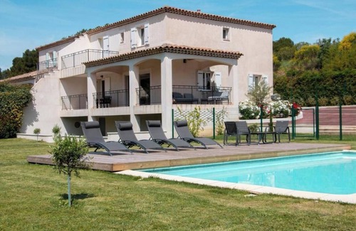 Aix-en-Provence Apartamento | Charming 5-Bedroom House with Pool in Aix-en-Provence