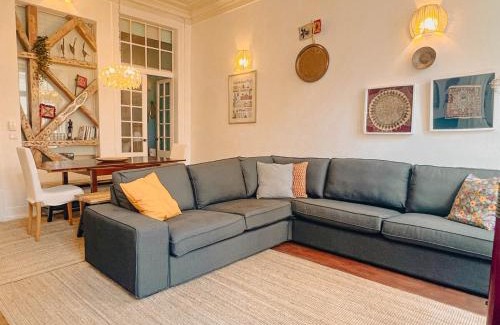 Santos Apartamento | Charming 5 Bedroom Apartment in Traditional Lisbon