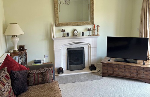 Upton Casa | Charming 5-Bedroom Guesthouse in a Peaceful Location Near Northampton Centre