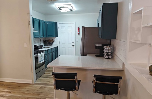 Jacksonville Casa | Charming 5-bedroom house with AC in Jacksonville