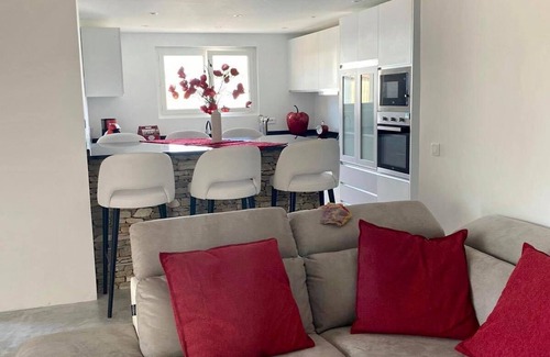 Monteux Casa | Charming air-conditioned villa - Heated swimming pool. Ideal location.