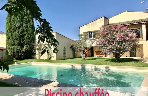 Monteux Casa | Charming air-conditioned villa - Heated swimming pool. Ideal location.