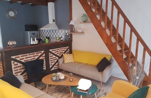 Figeac Casa | Encantadora casa climatizada de 6/8 camas con piscina, en Lunan