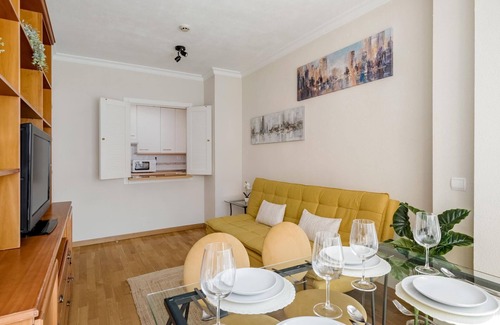 Rejas Apartamento | Charming Airport V - Apartamento de diseño cerca del aeropuerto