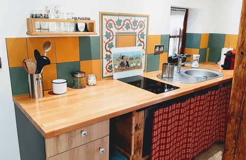 Pfaffenheim Cabaña | Alojamiento alsaciano en viñedos cerca de Colmar, terraza y comodidad moderna