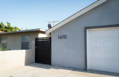 Hermosa Village Casa | Charming Anaheim Home: Cozy Comforts & Brand New