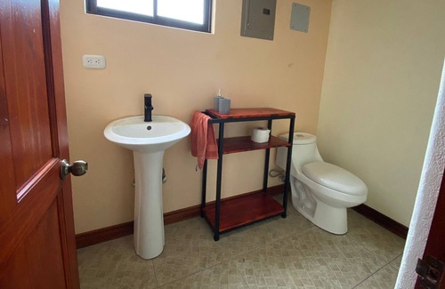Roble Casa | Charming and comfortable residence in the middle of nature. Next to San José !