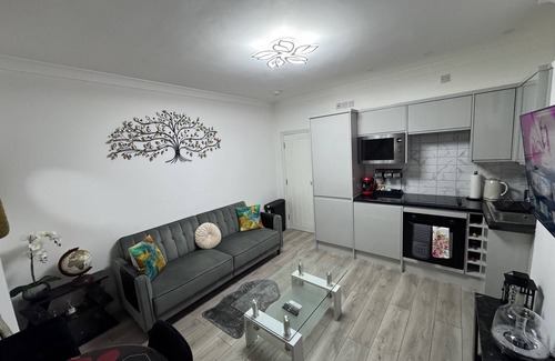 College Park and Old Oak Apartamento | Charming 2 Bedroom Apartment in London