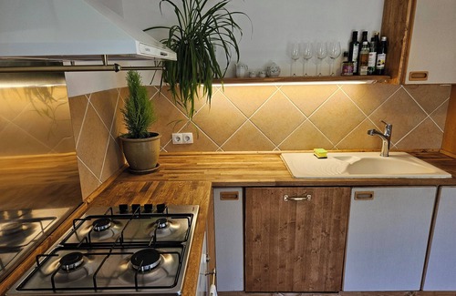 Kail Apartamento | Charming and family-friendly apartment in the countryside. Terrace, garden Playground