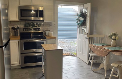 Elizabethton Apartamento | Charming and immaculate 1-bedroom Suite/Apartment in Elizabethton