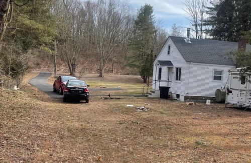 Montague Casa | Charming and peaceful 2-bedroom house in Port Jervis with fireplace.