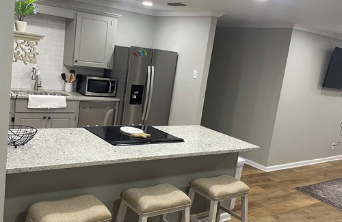 Lake View Casa | Charming and stylish 3 bedroom 1 bath home nestled in outskirts of Cross Lake
