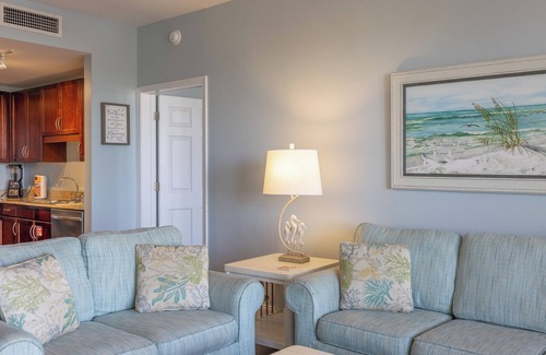 Long Beach Complejo | Charming and Cozy 3-bedroom resort with fitness room, WiFi in Panama City Beach