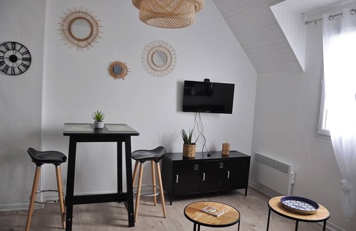 Hauteville-sur-Mer Apartamento | Charming apartment