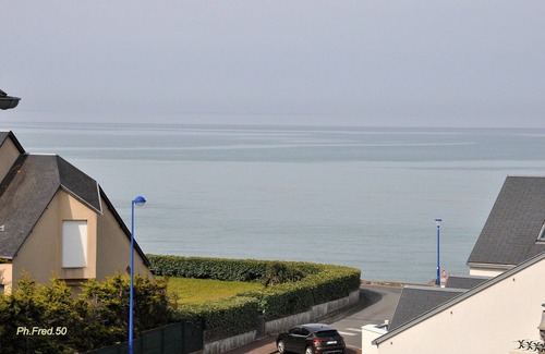 Hauteville-sur-Mer Apartamento | Charming apartment