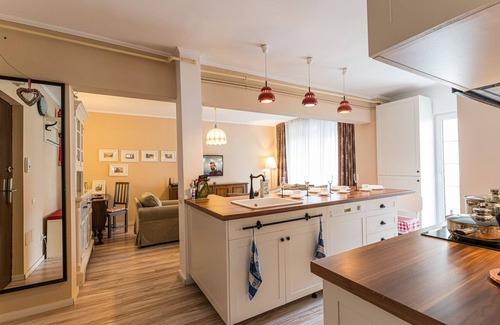 Centrul Vechi Apartamento | Charming Apart/Surrounded by Forest/Relaxing/WIFI