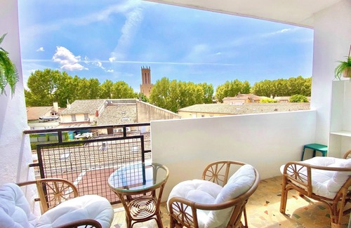 Couronne Urbaine Apartamento | Charming apartment near the city center with balcony and panoramic view of the Cathedral