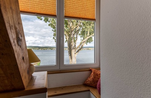 Reichenau Island Apartamento | Encantador apartamento 1 en Haus Böhler en la isla de Reichenau con vistas al lago