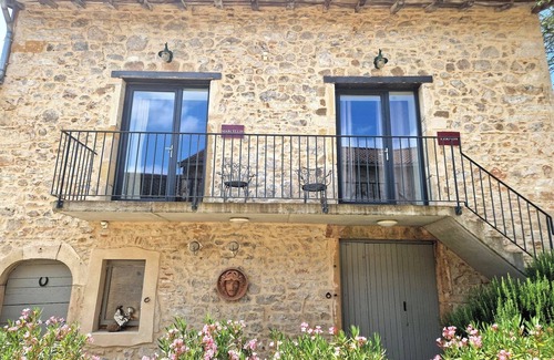Cluny Apartamento | Encantador apartamento de 2 km del centro de Cluny