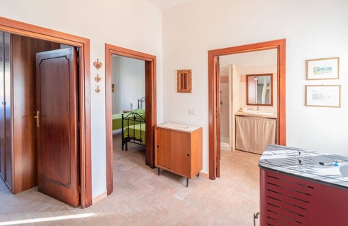 Ploaghe Apartamento | Charming Apartment “Casa Luisa” with Terrace; Street Parking Available, Pets Allowed Upon Request