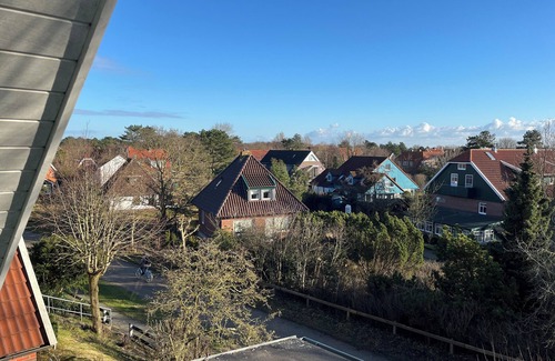 Spiekeroog Apartamento | Charming apartment for 4 persons in the house Seeschwalbe up de Dün at TRANPAD 9
