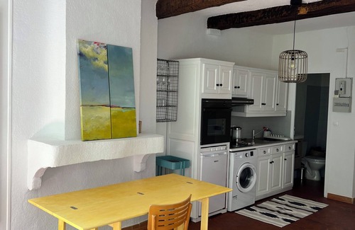 Villecroze Apartamento | Charming apartment in the beautiful medieval village of Villecroze