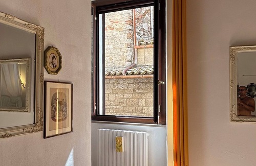 Todi Apartamento | Charming apartment in beautiful Todi