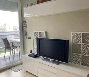 Blanes Apartamento | Charming Apartment in Blanes - Sea View and Pool