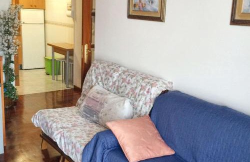 O Grove Apartamento | Charming Apartment in El Grove, Sea View