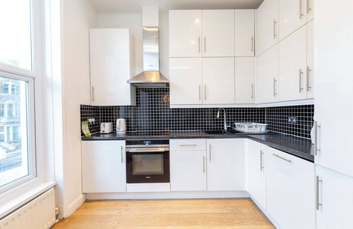 Holland Park Apartamento | Charming Apartment in Kensington