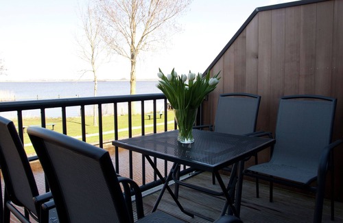 Langweer Apartamento | Apartamento con encanto en Langweer con Embarcadero