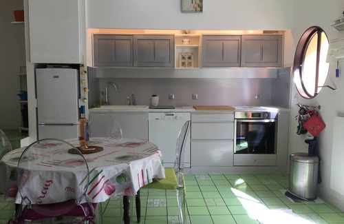 Porquerolles Apartamento | Encantador apartamento en residencia privada a 2 pasos del puerto.