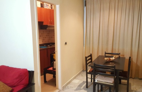 Ain Al Mraiseh Apartamento | Encantador apartamento con 2 habitaciones grandes.