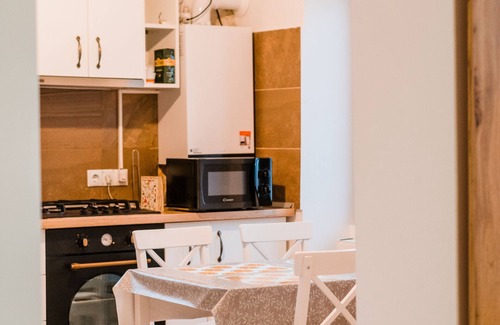 Brasov Apartamento | Charming apartment located in Union Square in Schei, Downtown Brasov Romania