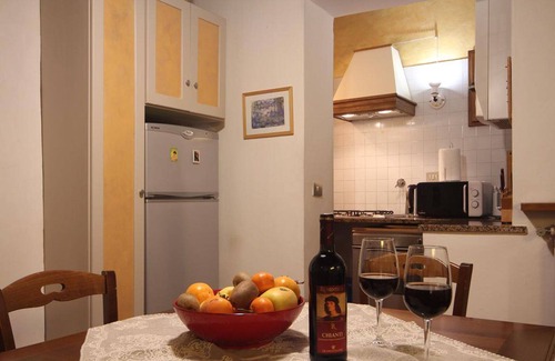 Santa Croce Apartamento | Casco antiguo, cerca de Santa Cruz / viejo puente. Wifi - Aire acond. y 2 de la bici