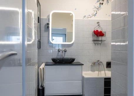 Favoriten Apartamento | Charming Apartment Retreat