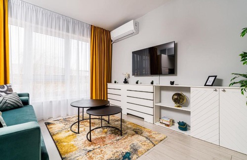 Otopeni Apartamento | Charming Apartment - Swimming Center, Airport & Therme SPA