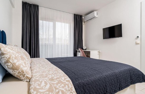 Otopeni Apartamento | Charming Apartment - Swimming Center, Airport & Therme SPA