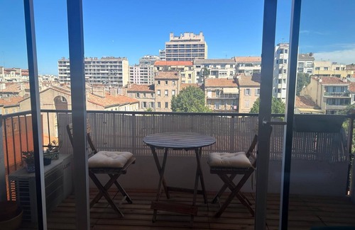 Saint-Lambert Apartamento | Charming apartment with balcony St Victor