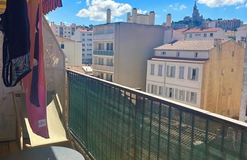 Saint-Lambert Apartamento | Charming apartment with balcony St Victor