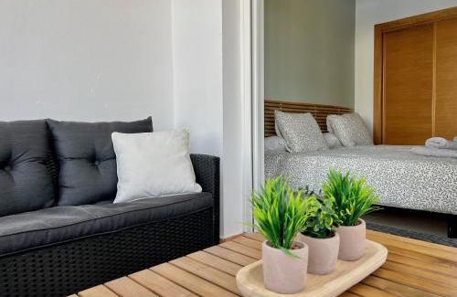 Jeronimo y Avileses y Balsicas de Arriba Apartamento | Charming apartment with a pool and golf view