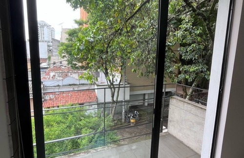 Cali Apartamento | Charming apartment with AC and WiFi in delightful Peñon Neighborhood